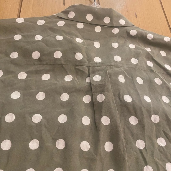 Equipment Women’s Silk Olive Sage Polka Dot Button-Down Long sleeve Shirt New M - Picture 3 of 14